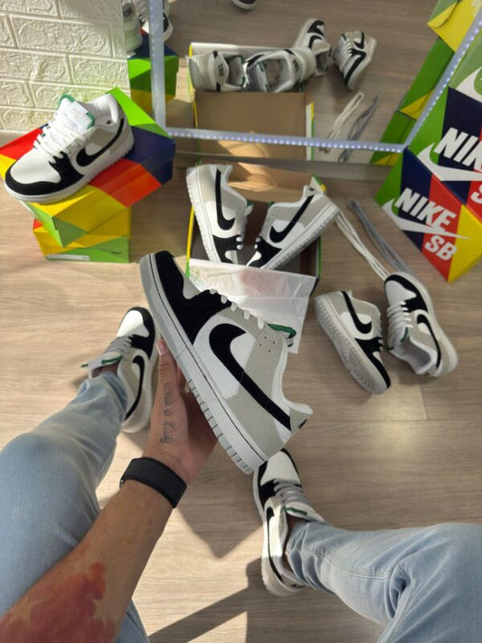 Nike SB Dunk Low Chlorophyll