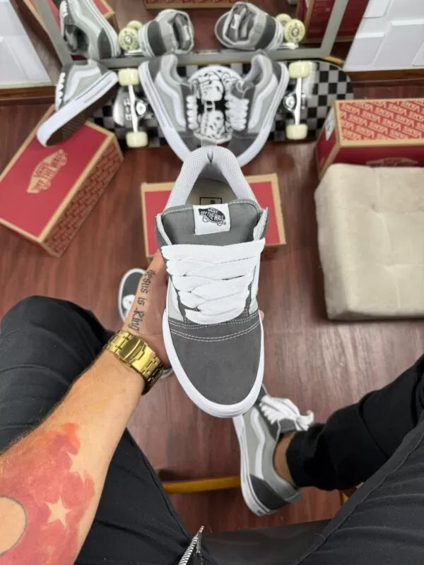 Vans Knu Skool Cinza