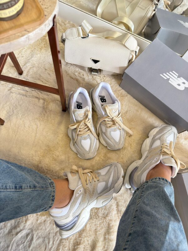 New Balance 9060 Bege