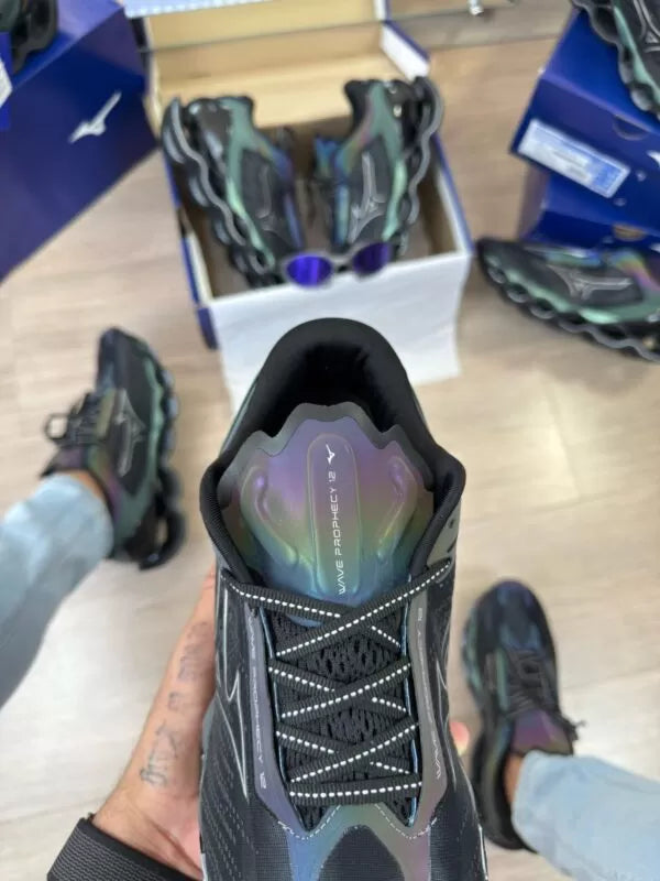 Mizuno Wave Prophecy 12 Preto Camaleão