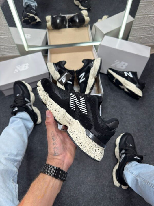 New Balance 9060 Preto e Branco