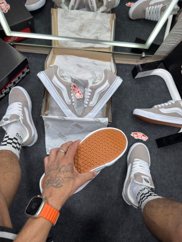 Vans Knu Skool Branco e Cinza
