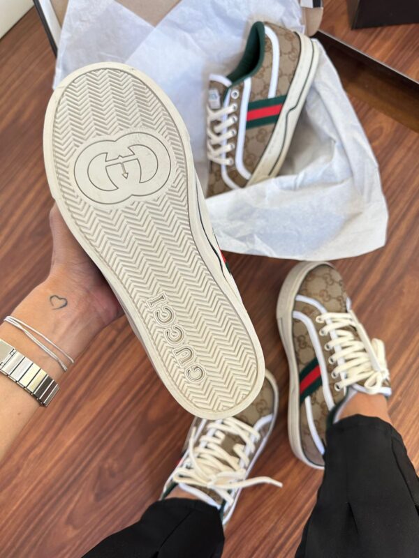 Gucci 1977 Plataforma Marrom
