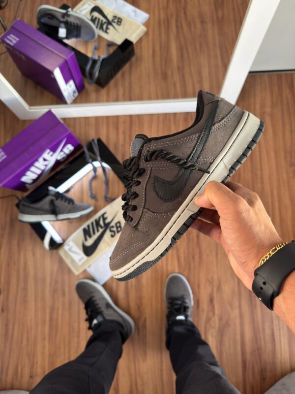 Nike SB Dunk Low Mocha Black