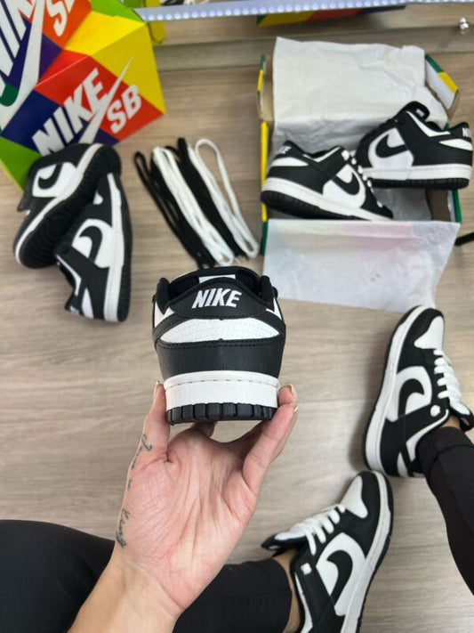 Nike Dunk Low Retro Panda