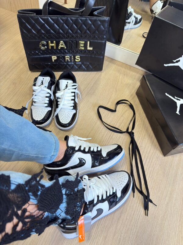 Nike Air Jordan 1 Low SE Concord