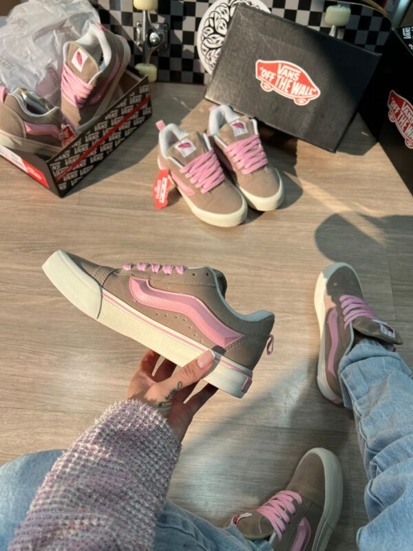 Vans Knu Skool Bege e Rosa