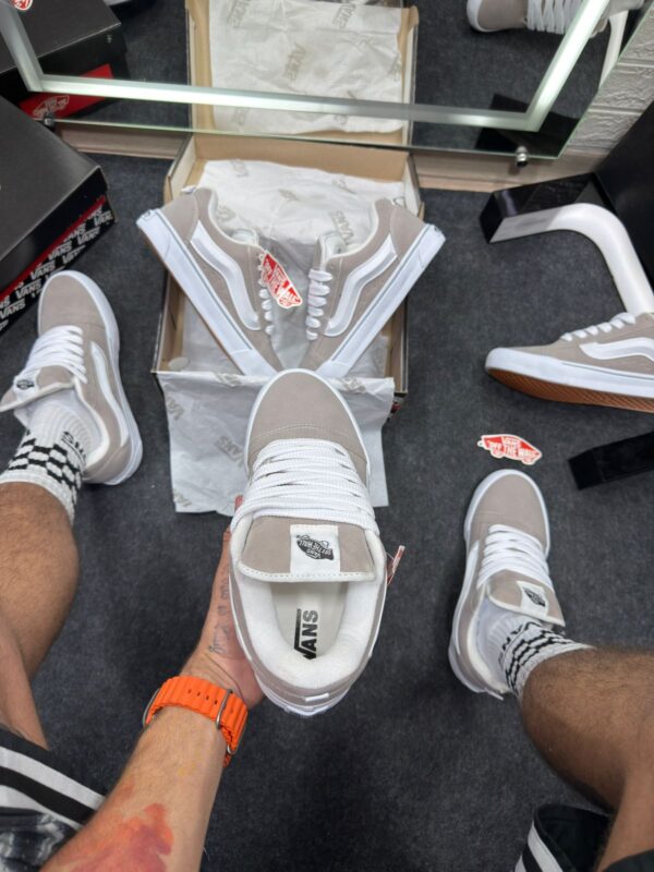 Vans Knu Skool Branco e Cinza