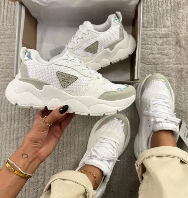 Prada Milano Dal Branco Cinza