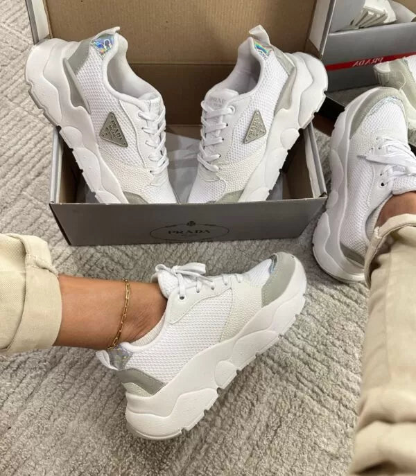 Prada Milano Dal Branco Cinza