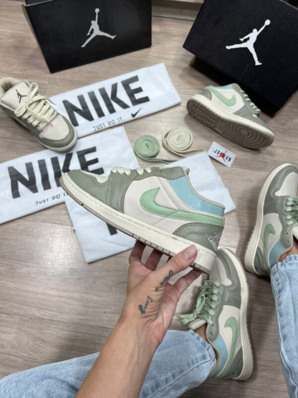 Nike Air Jordan 1 low Mint Green