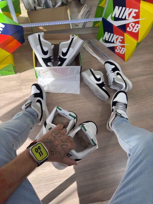 Nike SB Dunk Low Chlorophyll