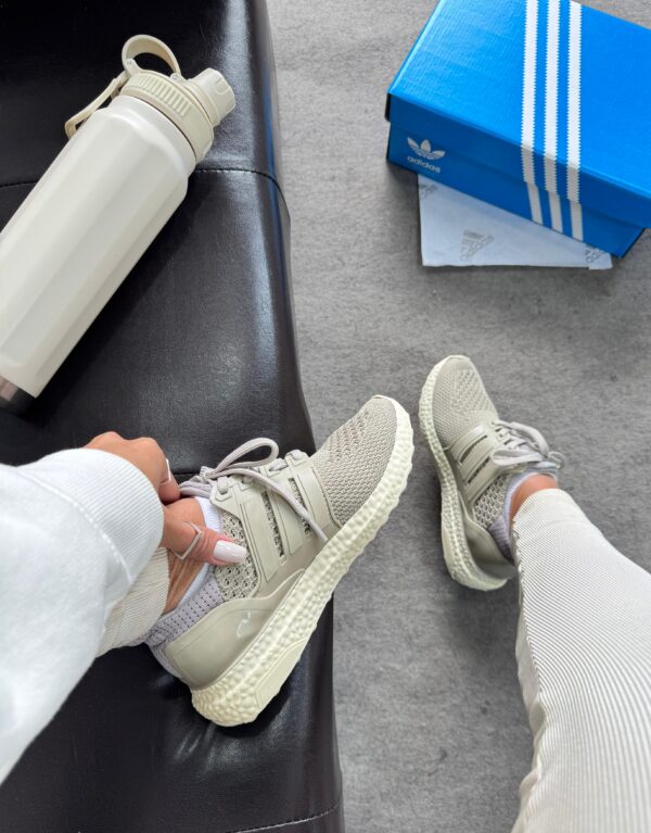 Adidas Ultraboost Off White Cinza