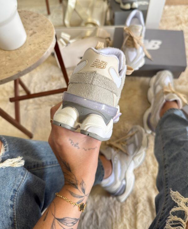 New Balance 9060 Bege