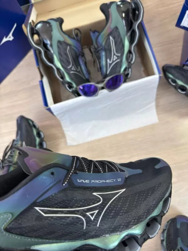 Mizuno Wave Prophecy 12 Preto Camaleão