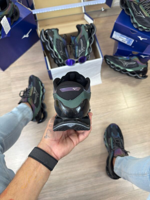 Mizuno Wave Prophecy 12 Preto Camaleão