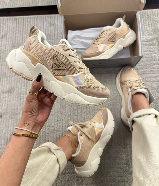 Prada Milano Dal Bege