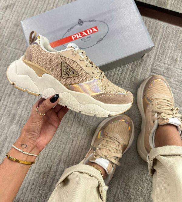 Prada Milano Dal Bege