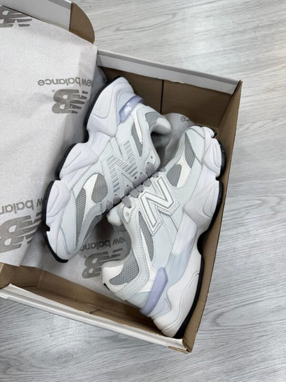 New Balance 9060 Branco e Cinza