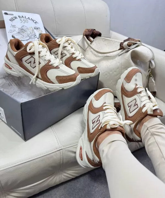 New Balance 530 Bege e Branco
