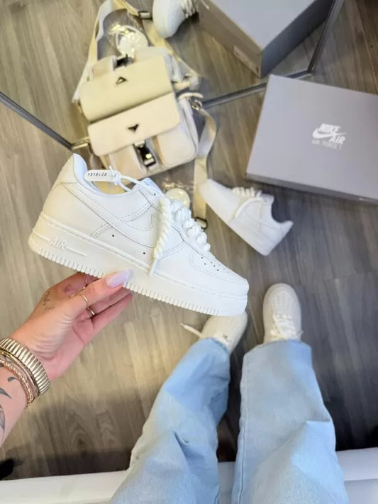 Nike Air Force 1 White