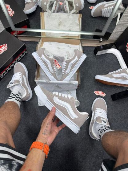 Vans Knu Skool Branco e Cinza