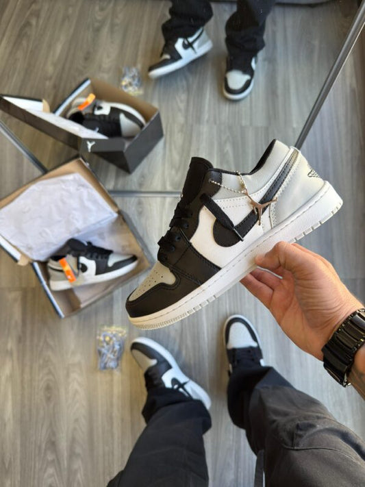 Nike Air Jordan 1 Low Smoke Grey