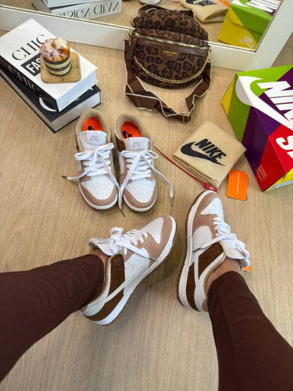 Nike SB Dunk Low Marrom Camurça